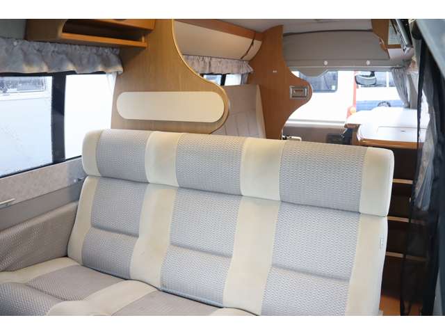 トヨタ ハイエースバン レクビィ H22年 (東海) 99