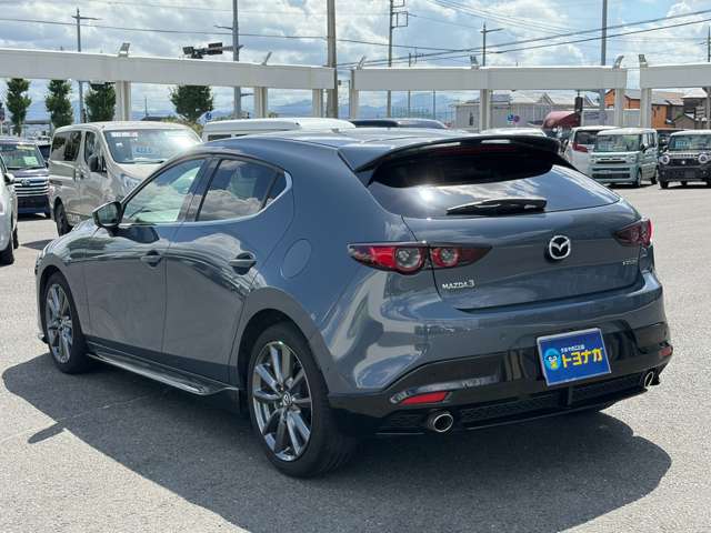 マツダ ＭＡＺＤＡ３　ファストバック ２．０ ２０Ｓ バーガンディ セレクション R3年 (関東) 99