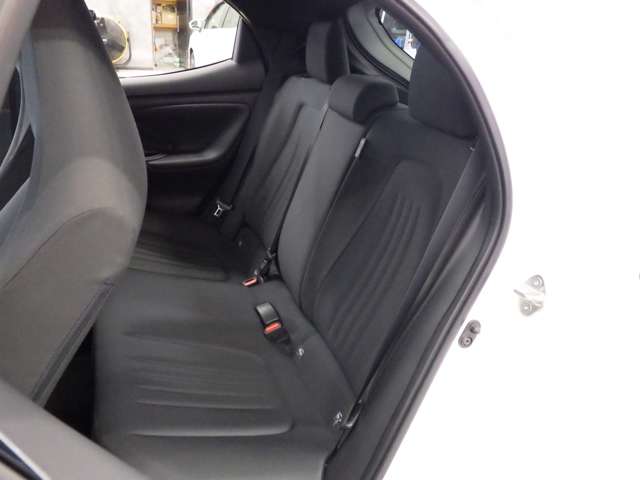 トヨタ ヤリス １．５ Ｘ ４ＷＤ R7年 (東北) 99