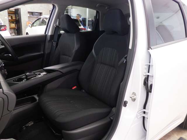 日産 ノート １．２ Ｘ ＦＯＵＲ ４ＷＤ R6年 (東北) 99