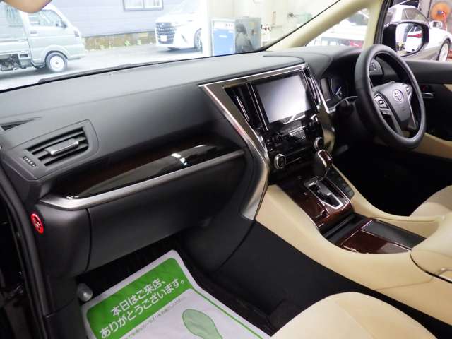 トヨタ アルファード　ハイブリッド ハイブリッド ２．５ Ｘ Ｅ－ＦＯＵＲ ４ＷＤ H27年 (東北) 99