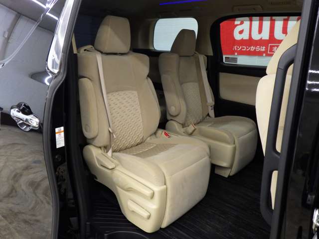 トヨタ アルファード　ハイブリッド ハイブリッド ２．５ Ｘ Ｅ－ＦＯＵＲ ４ＷＤ H27年 (東北) 99
