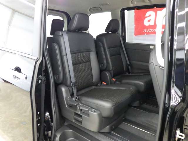 日産 セレナ １．４ Ｅ－４ＯＲＣＥ ハイウェイスターＶ ４ＷＤ R7年 (東北) 99