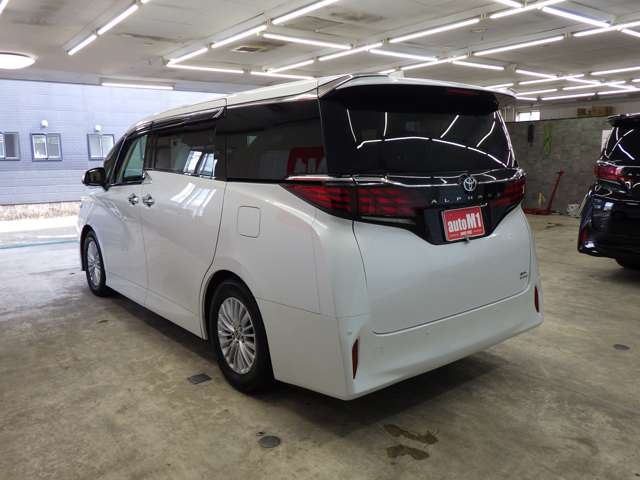トヨタ アルファード　ハイブリッド ハイブリッド ２．５ Ｚ Ｅ－ＦＯＵＲ ４ＷＤ R7年 (東北) 99