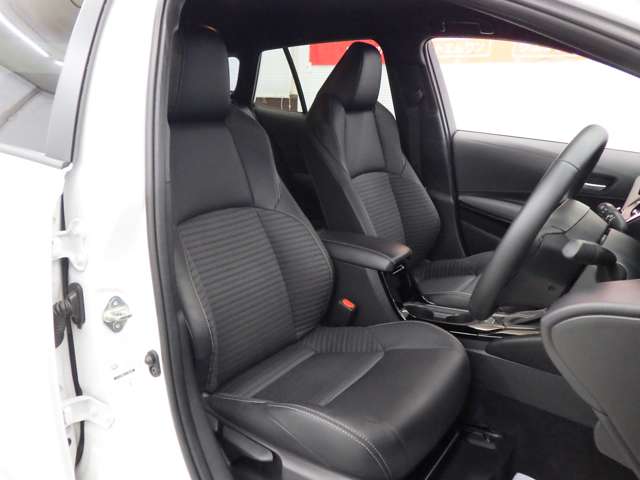 トヨタ カローラ　ツーリング　ハイブリッド １．８ ハイブリッド ＷＸＢ Ｅ－ＦＯＵＲ ４ＷＤ R7年 (東北) 99