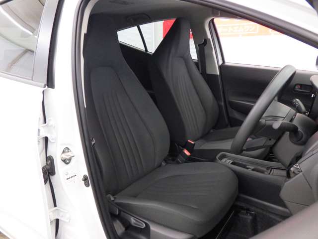 トヨタ アクア １．５ Ｕ Ｅ－ＦＯＵＲ ４ＷＤ R7年 (東北) 99