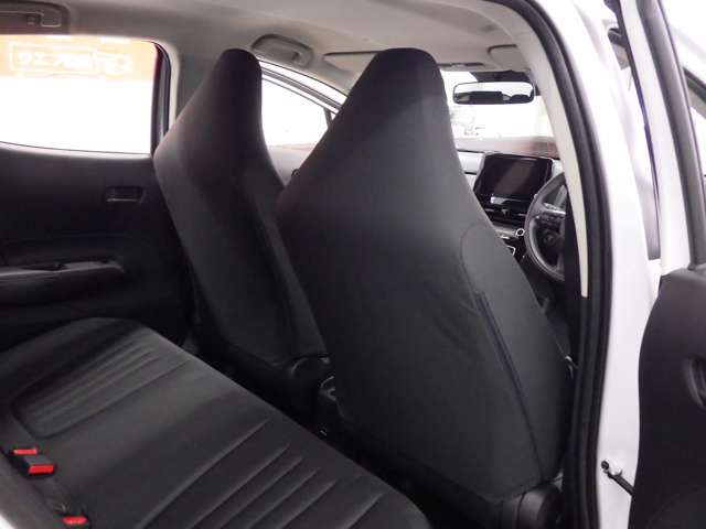 トヨタ アクア １．５ Ｕ Ｅ－ＦＯＵＲ ４ＷＤ R7年 (東北) 99