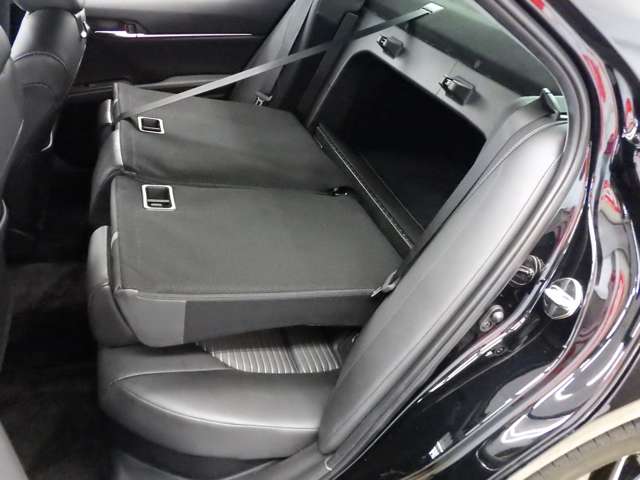 トヨタ カムリ ２．５ ＷＳ Ｅ－ＦＯＵＲ ４ＷＤ R3年 (東北) 99