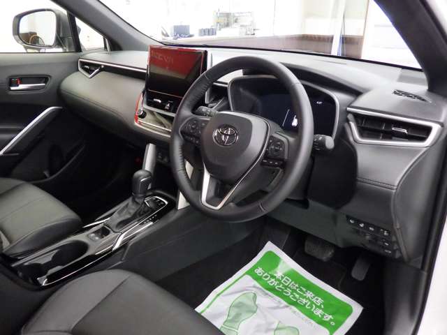 トヨタ カローラクロス　ハイブリッド １．８ ハイブリッド Ｚ Ｅ－ＦＯＵＲ ４ＷＤ R7年 (東北) 99