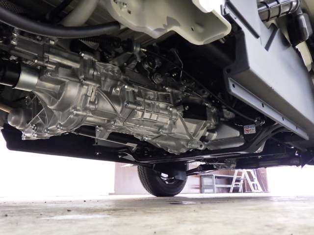 スズキ キャリイトラック ６６０ ＫＣ農繁 ３方開 ４ＷＤ R8年 (東北) 99