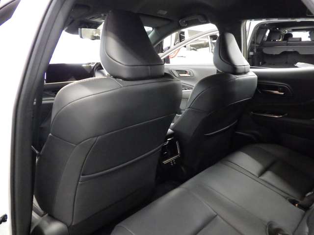 トヨタ クラウン　スポーツ　ハイブリッド ２．５ Ｚ Ｅ－ＦＯＵＲ ４ＷＤ R6年 (東北) 99
