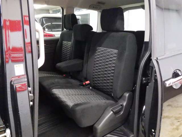 三菱 デリカ　Ｄ：５ ２．２ Ｐ ディーゼルターボ ４ＷＤ R5年 (東北) 99