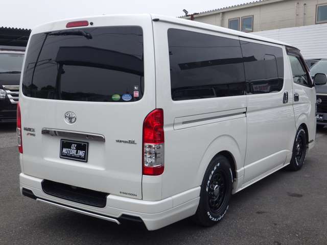 トヨタ ハイエースバン ２．０ スーパーＧＬ ダークプライムＩＩ ロングボディ R1年 (関東) 99