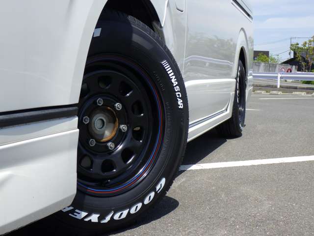 トヨタ ハイエースバン ２．０ スーパーＧＬ ダークプライムＩＩ ロングボディ R1年 (関東) 99