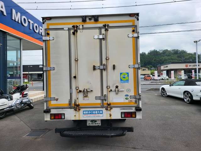 いすゞ エルフ 冷蔵冷凍車 R1年 (関東) 99