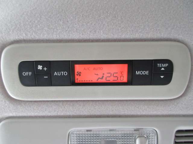 日産 セレナ ２．０ ライダー ブラックライン Ｓ－ＨＹＢＲＩＤ H27年 () 99