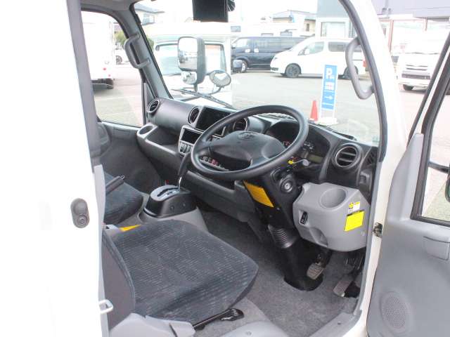 トヨタ カムロード バンテック R3年 (関東) 99