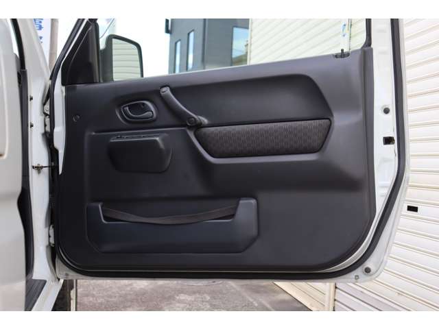 スズキ ジムニー ６６０ ＸＣ ４ＷＤ H17年 (四国) 99