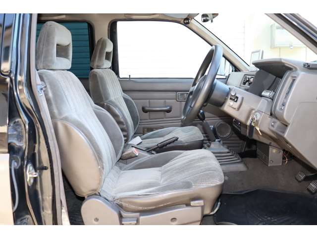 日産 ダットサン ２．０ ダブルキャブ ＡＤ ４ＷＤ H3年 (四国) 99