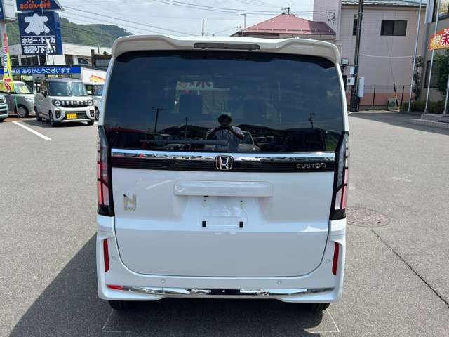 ホンダ Ｎ　ＢＯＸ カスタム ６６０ ４ＷＤ R8年 () 99