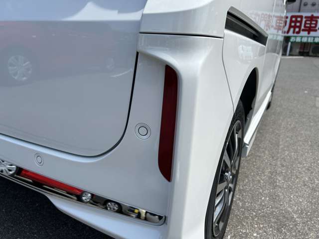 ホンダ Ｎ　ＢＯＸ カスタム ６６０ ４ＷＤ R8年 () 99