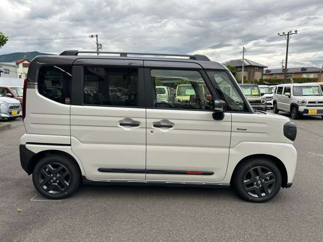 スズキ スペーシア ６６０ ギア ハイブリッド ＸＺ ４ＷＤ R8年 () 99