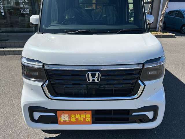 ホンダ Ｎ　ＢＯＸ カスタム ６６０ R8年 () 99