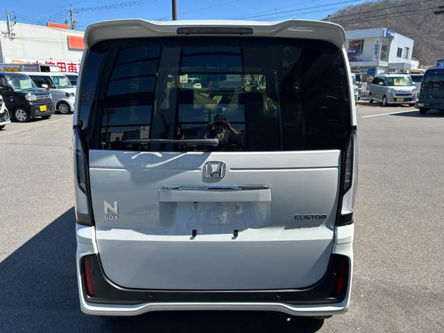 ホンダ Ｎ　ＢＯＸ カスタム ６６０ R8年 () 99