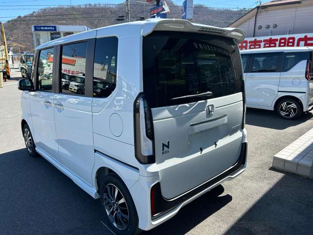 ホンダ Ｎ　ＢＯＸ カスタム ６６０ R8年 () 99