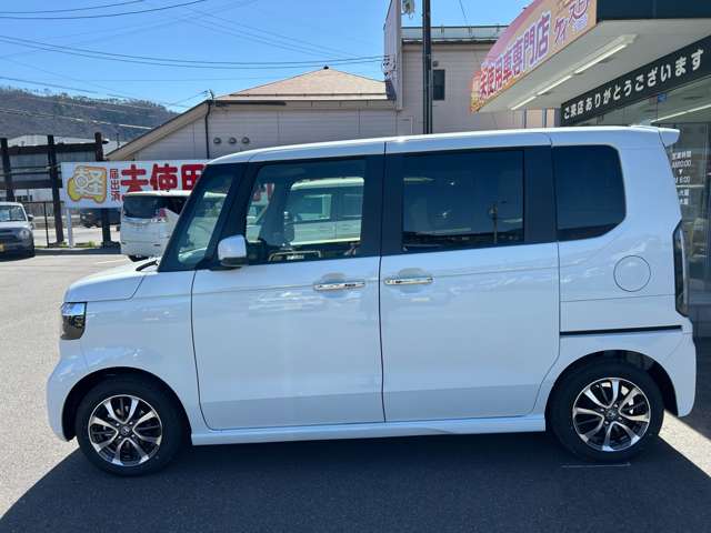 ホンダ Ｎ　ＢＯＸ カスタム ６６０ R8年 () 99