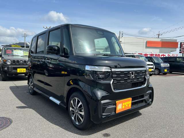 ホンダ Ｎ　ＢＯＸ カスタム ６６０ R8年 () 99
