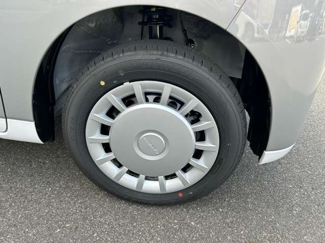 ダイハツ ムーヴ　キャンバス ６６０ ストライプス Ｘ ４ＷＤ R8年 () 99