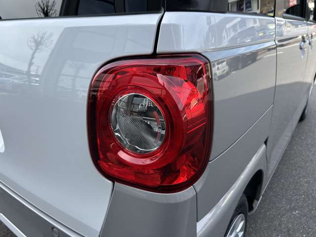 ダイハツ ムーヴ　キャンバス ６６０ ストライプス Ｘ ４ＷＤ R8年 () 99