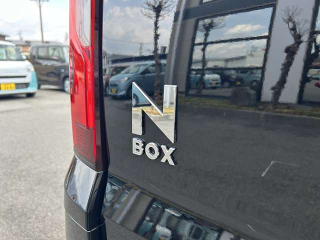 ホンダ Ｎ　ＢＯＸ ６６０ ４ＷＤ R8年 () 99