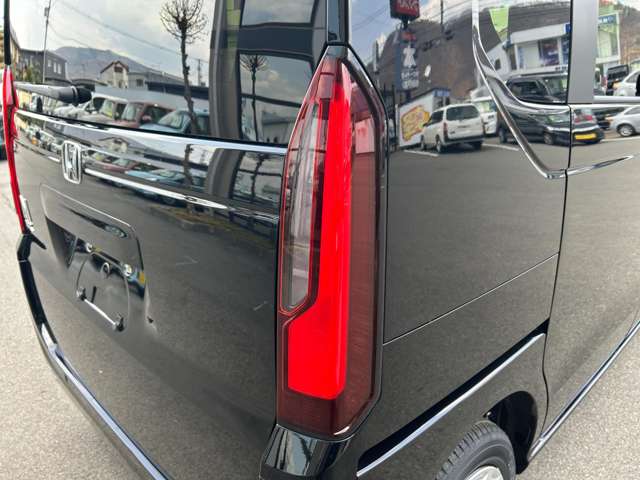ホンダ Ｎ　ＢＯＸ ６６０ ４ＷＤ R8年 () 99
