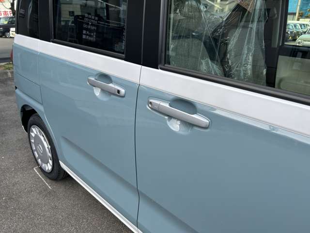 ダイハツ ムーヴ　キャンバス ６６０ ストライプス Ｘ R8年 () 99