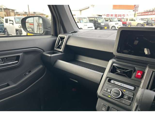 ダイハツ タフト ６６０ Ｇ ダーククロム ベンチャー ４ＷＤ R8年 () 99