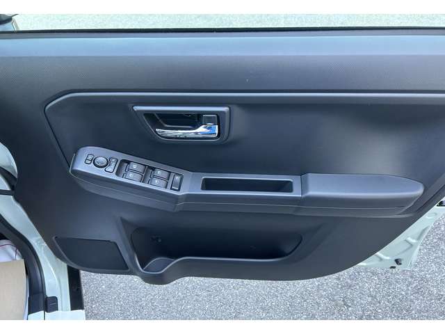 ダイハツ タフト ６６０ Ｇ ダーククロム ベンチャー ４ＷＤ R8年 () 99
