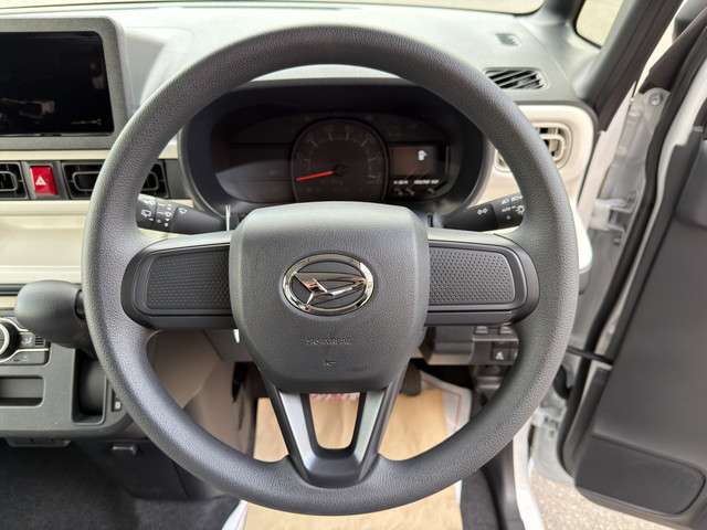 ダイハツ ムーヴ　キャンバス ６６０ ストライプス Ｘ ４ＷＤ R7年 () 99