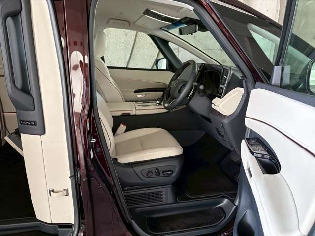 レクサス ＬＭ５００ｈ ５００Ｈ エグゼクティブ ４ＷＤ R6年 (近畿) 99