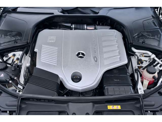 メルセデスベンツ Ｓクラス Ｓ５００ ４マチック ＡＭＧライン （ＩＳＧ搭載モデル） ４ＷＤ R3年 (近畿) 99