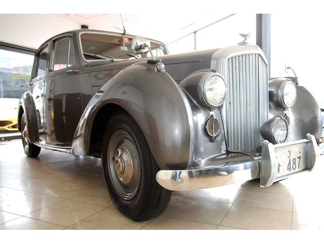 ベントレー ＢＥＮＴＬＥＹ ＶＩ フルオリジナル／一桁ナンバー S25年 (近畿) 99