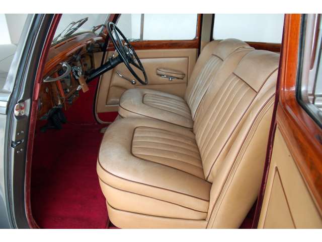 ベントレー ＢＥＮＴＬＥＹ ＶＩ フルオリジナル／一桁ナンバー S25年 (近畿) 99
