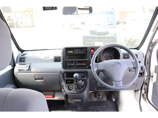 ダイハツ ハイゼットカーゴ デッキバンＧ H26年 (近畿) 99