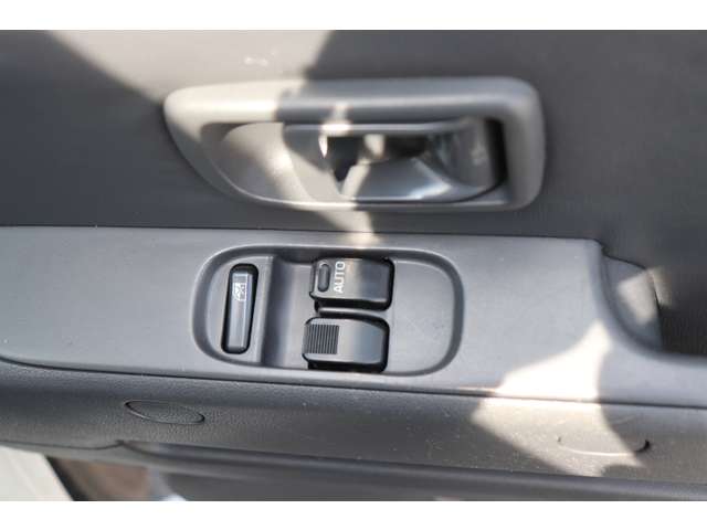 ダイハツ ハイゼットカーゴ デッキバンＧ H26年 (近畿) 99