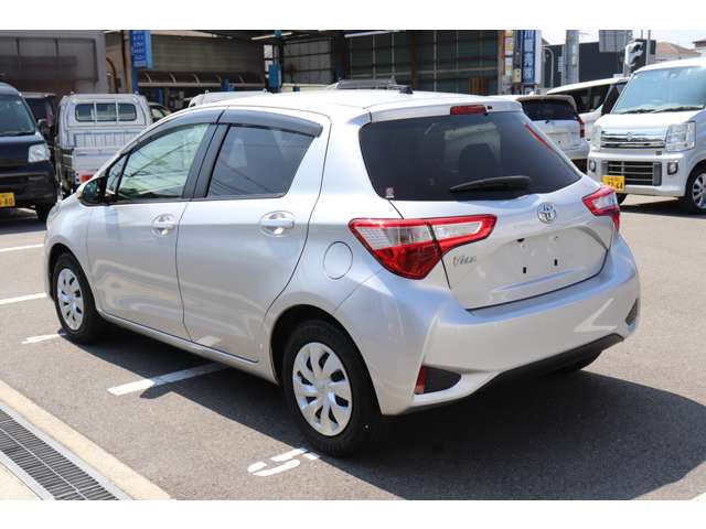 トヨタ ヴィッツ １．３ Ｆ H29年 (近畿) 99
