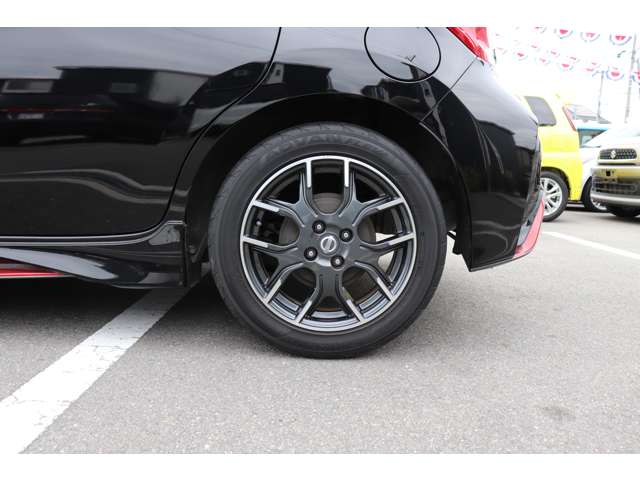 日産 ノート １．２ ＮＩＳＭＯ H27年 (近畿) 99