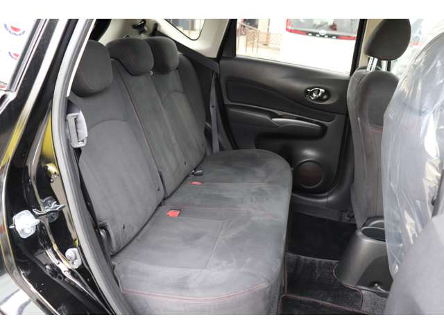 日産 ノート １．２ ＮＩＳＭＯ H27年 (近畿) 99