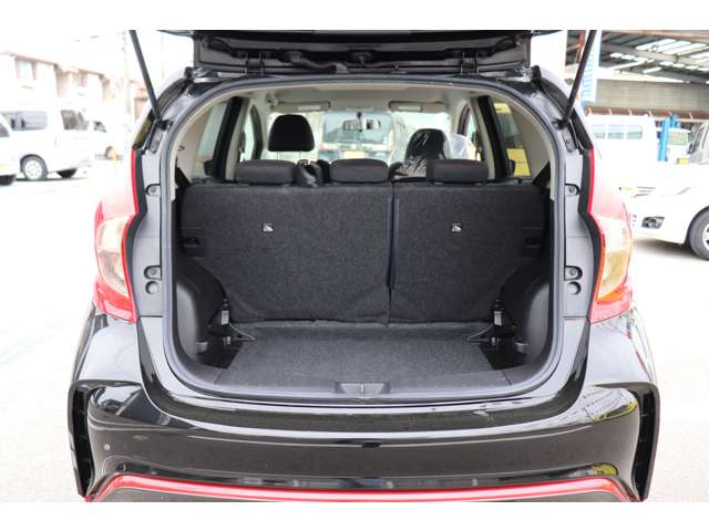 日産 ノート １．２ ＮＩＳＭＯ H27年 (近畿) 99