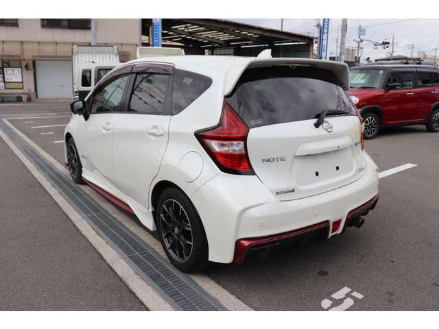 日産 ノート １．２ Ｅ－ＰＯＷＥＲ ＮＩＳＭＯ H29年 (近畿) 99